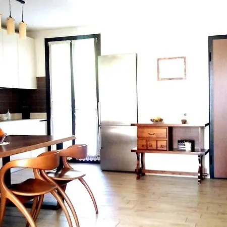 Moderno In Posizione Strategica Apartment